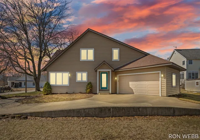 3rd image of 2087 Richardson Ave, Holland, MI 49424 | MLS# 70520584
