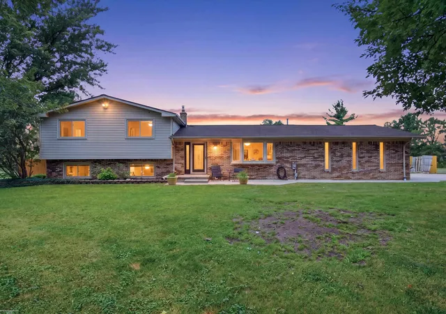 Photo 1 of Single family home for sale at 61111 Ray Center Rd, Ray Twp, MI 48096 | MLS# 50219412 | Listing updated on 2026-09-02