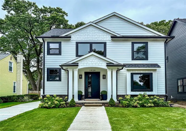 Homes for sale in Royal Oak, MI | 1929 Brookwood Ave, Royal Oak, MI 48073 | MLS# 60998035