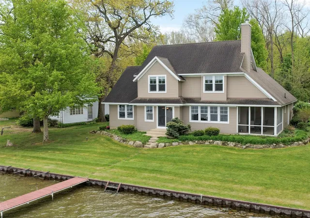 Homes for sale in Three Rivers, MI | 11094 Harbor Dr, Three Rivers, MI 49093 | MLS# 70533177