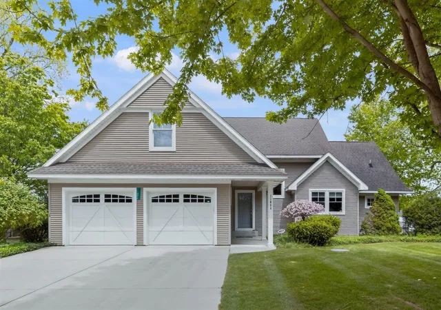 Homes for sale in Three Rivers, MI | 11094 Harbor Dr, Three Rivers, MI 49093 | MLS# 70533177