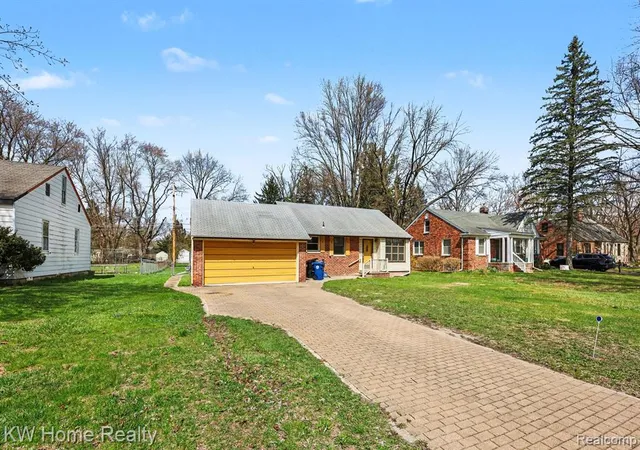 Photo 2 of Single family home for sale at 26932 W 6 Mile Rd, Redford, MI 48240 | MLS# 60984910 | Listing updated on 2026-07-08