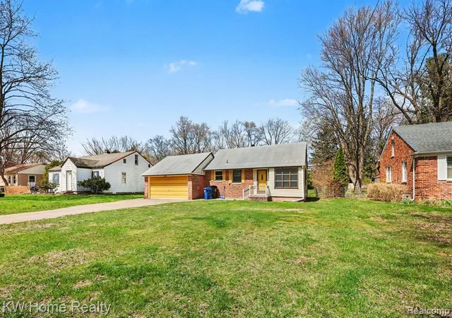 Photo 3 of Single family home for sale at 26932 W 6 Mile Rd, Redford, MI 48240 | MLS# 60984910 | Listing updated on 2026-07-08