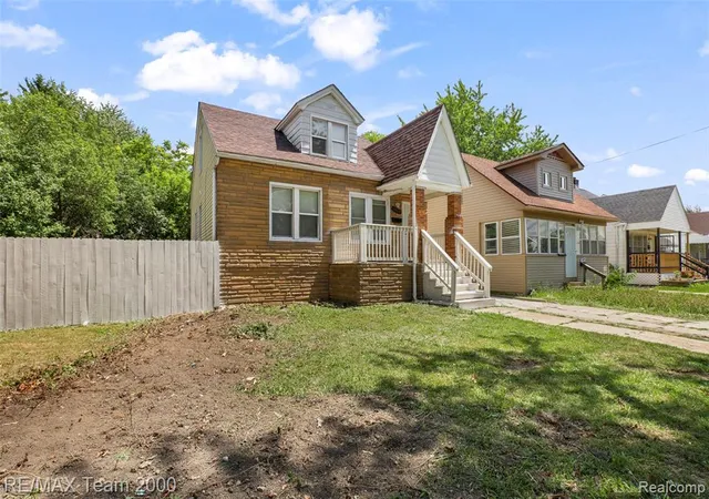 Photo 1 of Sale Pending at 6900 Westwood St, Detroit, MI 48228 4953 | MLS# 61012812 | Listing updated on 2026-09-14