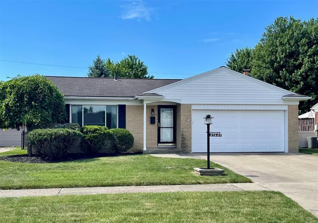 Homes for sale in Plymouth, MI | 40547 Orangelawn Ave, Plymouth, MI 48170 | MLS# 70541295