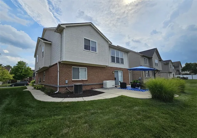 31st image of 29870 Lacy Dr, Westland, MI 48186 | MLS# 70492267