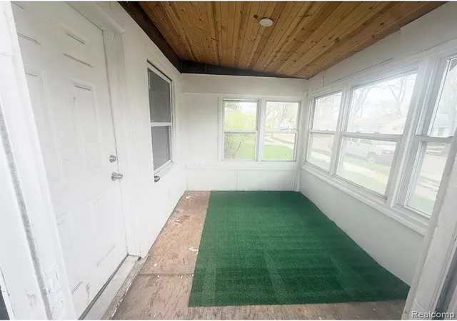 Homes for sale in Hazel Park, MI | 1604 E Meyers Ave, Hazel Park, MI 48030 | MLS# 60985269