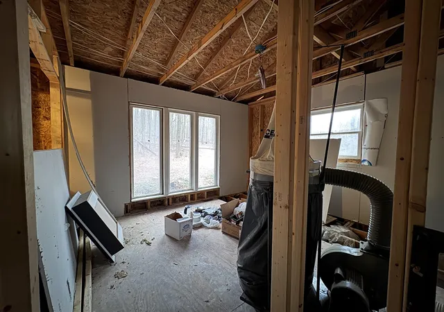 Photo 3 of Single family home for sale at 6250 N 7th Street, Kalamazoo, MI 49009 | MLS# 70518188 | Listing updated on 2026-03-09