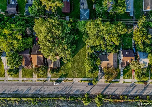 Photo 1 of Land for sale at 264 Lenox St, Detroit, MI 48215 | MLS# 60323107 | Listing updated on 2025-12-22