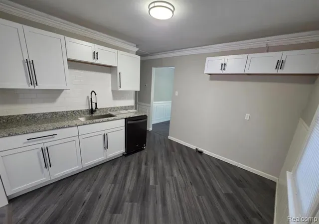 Photo 3 of Sale Pending at 21222 Audrey Ave, Warren, MI 48091 4301 | MLS# 61004368 | Listing updated on 2026-09-17