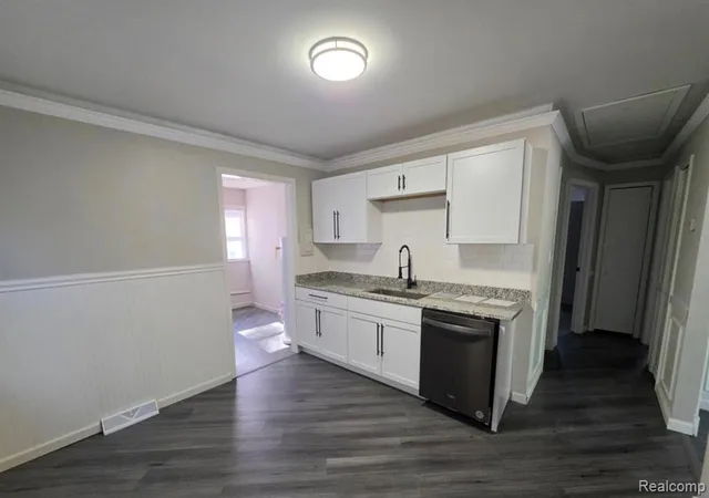 Photo 4 of Sale Pending at 21222 Audrey Ave, Warren, MI 48091 4301 | MLS# 61004368 | Listing updated on 2026-09-17