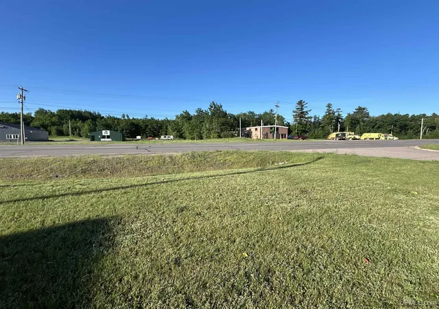 Photo 4 of Land for sale at 349 E Us41 Hwy, Marquette, MI 49855 | MLS# 50180577 | Listing updated on 2026-08-25