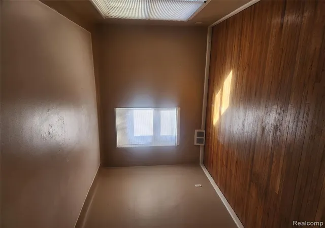 5th image of 20222 Greenlawn St, Detroit, MI 48221 1186 | MLS# 60984189