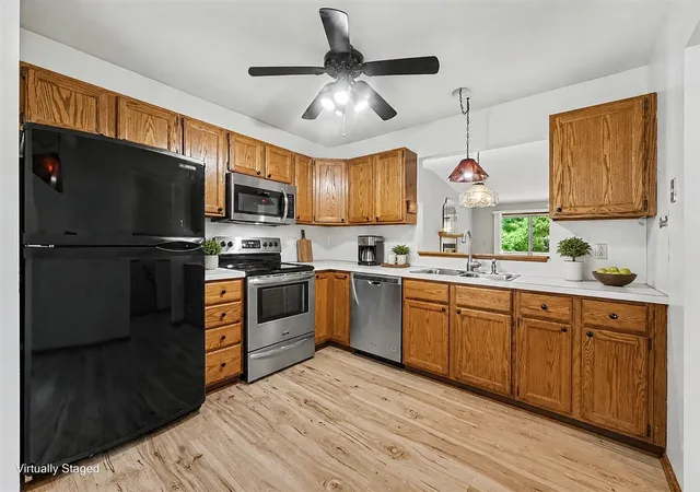 Photo 2 of Sale Pending at 3336 Woodwind Dr #32, Grand Rapids, MI 49525 | MLS# 70555323 | Listing updated on 2026-09-01