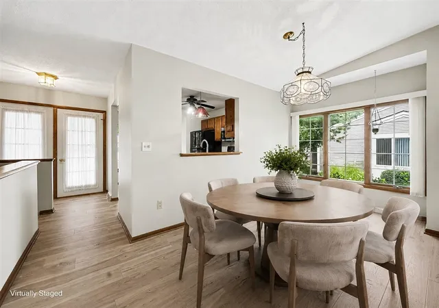 Listing Photo 5 - Condo for sale in building located at 3336 Woodwind Dr, Grand Rapids, MI 49525-9773 - Unit #32