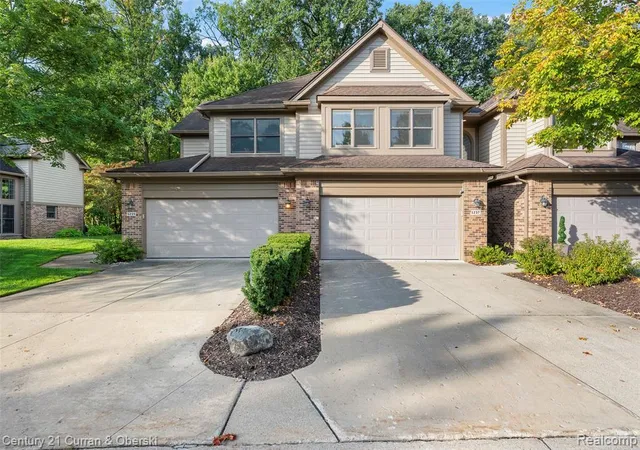 1st image of 5237 Royal Vale Ln, Dearborn, MI 48126 | MLS# 61002763