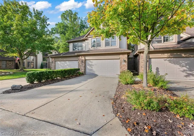 2nd image of 5237 Royal Vale Ln, Dearborn, MI 48126 | MLS# 61002763