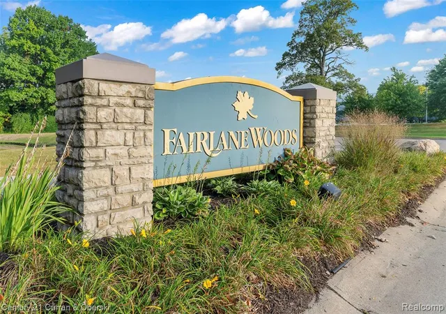30th image of 5237 Royal Vale Ln, Dearborn, MI 48126 | MLS# 61002763