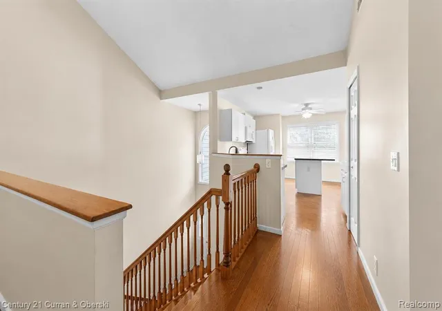 5th image of 5237 Royal Vale Ln, Dearborn, MI 48126 | MLS# 61002763