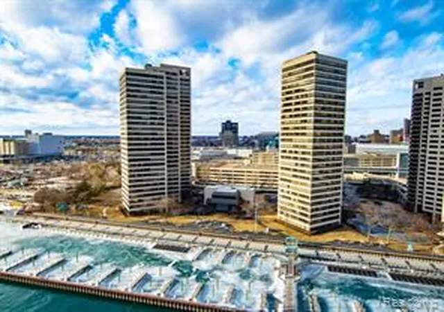 Homes for sale in Detroit, MI | 1001 W Jefferson Ave #12i, Detroit, MI 48226 4508 | MLS# 60965189