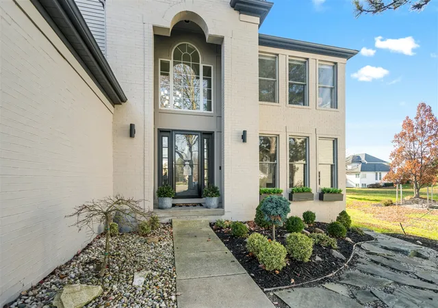 Photo 3 of Single family home for sale at 7057 Penncross Ct, Caledonia, MI 49316 | MLS# 70505466 | Listing updated on 2025-11-18