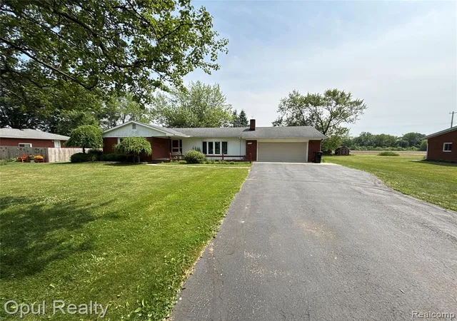 Homes for sale in Ida, MI | 7899 Ida East Rd, Ida, MI 48140 | MLS# 61000932