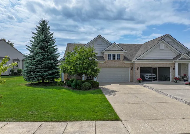 Photo 2 of Condo for sale at 6547 Prairie Dunes Dr, Grand Blanc, MI 48439 | MLS# 50219772 | Listing updated on 2026-09-14