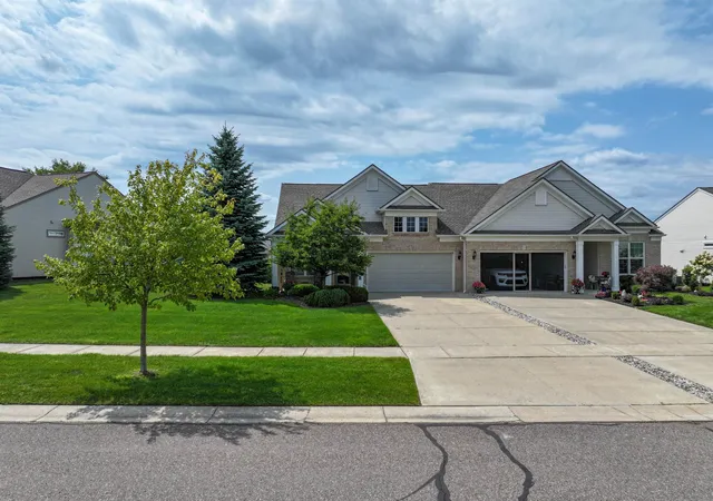 Photo 3 of Condo for sale at 6547 Prairie Dunes Dr, Grand Blanc, MI 48439 | MLS# 50219772 | Listing updated on 2026-09-14