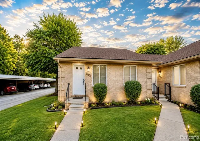 Photo 1 of Sale Pending at 26823 Villa Calabrese, Warren, MI 48091 6604 | MLS# 61005372 | Listing updated on 2026-08-28