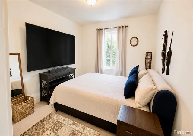 Photo 3 of Sale Pending at 26823 Villa Calabrese, Warren, MI 48091 6604 | MLS# 61005372 | Listing updated on 2026-08-28