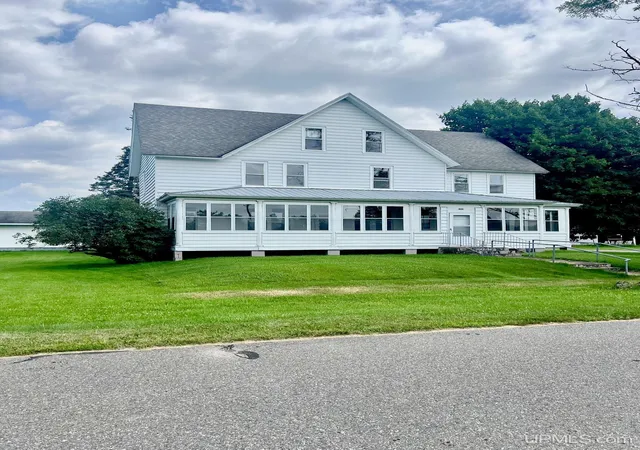 Single family home for sale at 511 Bell Ave, Channing, MI 49815 | MLS# 50216934