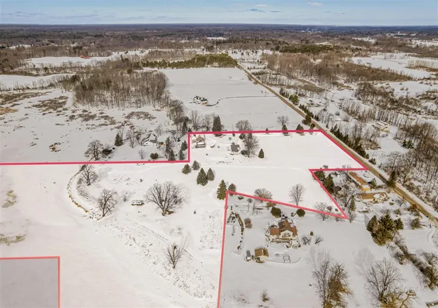 Homes for sale in Nunica, MI | 15425 132Nd Ave, Nunica, MI 49448 | MLS# 70515072