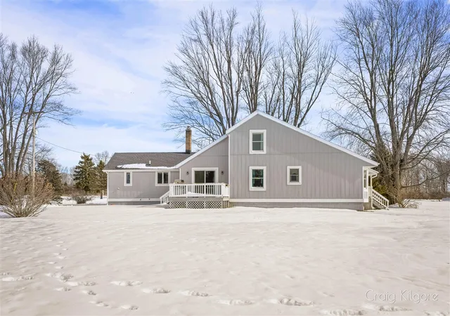 Homes for sale in Nunica, MI | 15425 132Nd Ave, Nunica, MI 49448 | MLS# 70515072