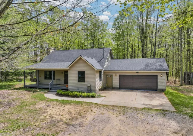 Homes for sale in Boon, MI | 2560 S 25 Rd, Boon, MI 49618 | MLS# 80068789