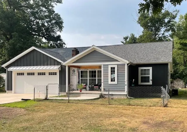 Photo 1 of Single family home for sale at 1234 W Giles Rd, Muskegon, MI 49445 | MLS# 70486395 | Listing updated on 2026-08-03