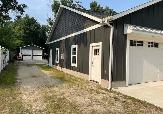 Photo 2 of Single family home for sale at 1234 W Giles Rd, Muskegon, MI 49445 | MLS# 70486395 | Listing updated on 2026-08-03