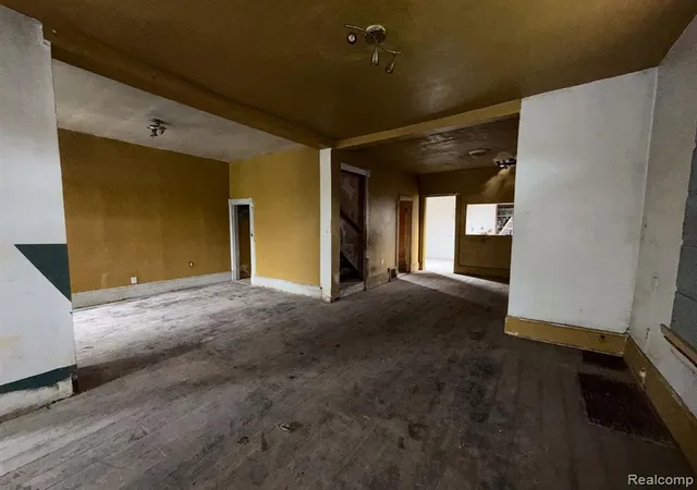 3rd image of 2546 W Forest Ave, Detroit, MI 48208 | MLS# 60983895