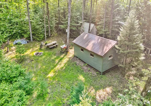 Photo 3 of Sale Pending at 6590 County Rd 445, Manistique, MI 49854 | MLS# 50220350 | Listing updated on 2026-09-07
