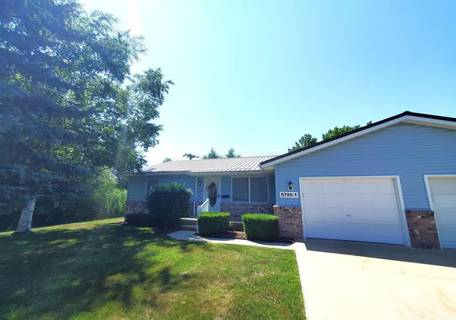 Homes for sale in Lexington, MI | 5786 Main #1 St, Lexington, MI 48450 | MLS# 50204926