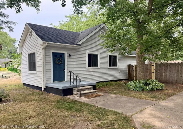 Photo 5 of Single family home for sale at 21628 Colgate St, Farmington Hills, MI 48336 | MLS# 61021143 | Listing updated on 2026-08-25