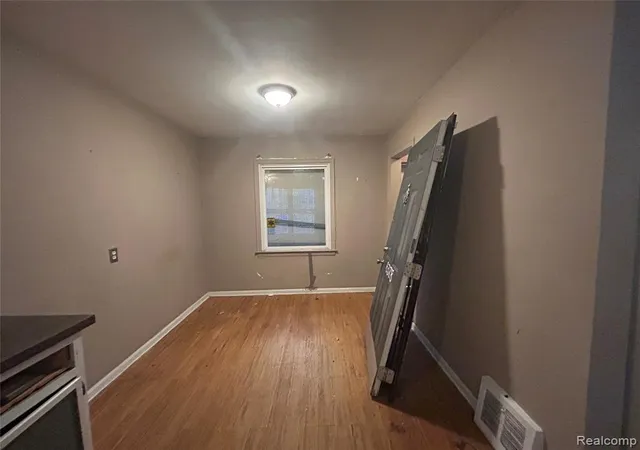 Photo 4 of Single family home for sale at 6378 Brace St, Detroit, MI 48228 3827 | MLS# 61008982 | Listing updated on 2026-10-23