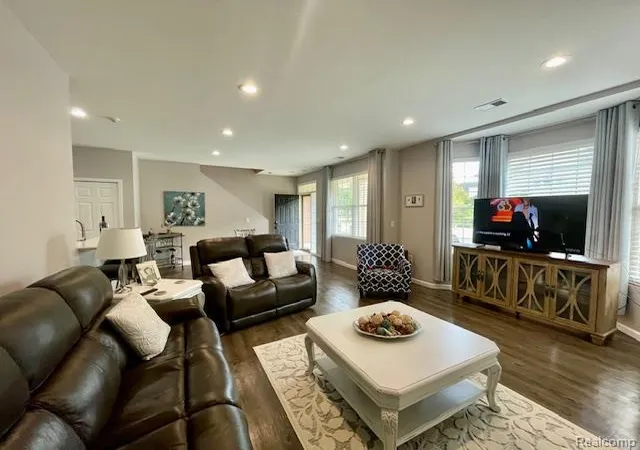 Photo 3 of Condo for sale at 47520 Pembroke Dr, Canton, MI 48188 7234 | MLS# 61024329 | Listing updated on 2026-09-03