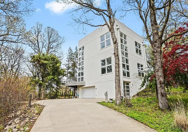 1st image of 51212 Deer Park Dr, New Buffalo, MI 49117 | MLS# 70529577