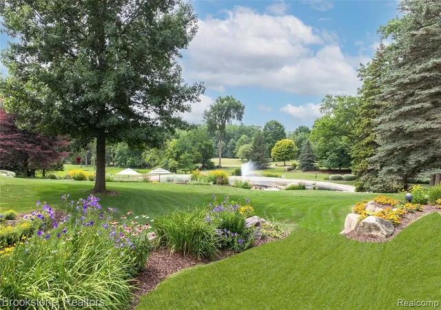 Photo 4 of Sale Pending at 61195 Mount Vernon Rd, Washington, MI 48094 | MLS# 61017122 | Listing updated on 2026-08-27