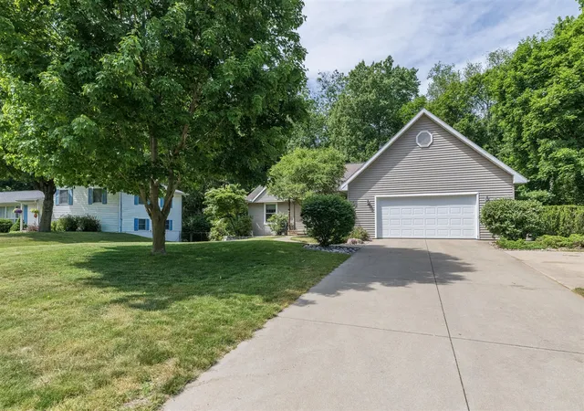 Homes for sale in Richland, MI | 11175 Delmar Ave, Richland, MI 49083 | MLS# 70536774