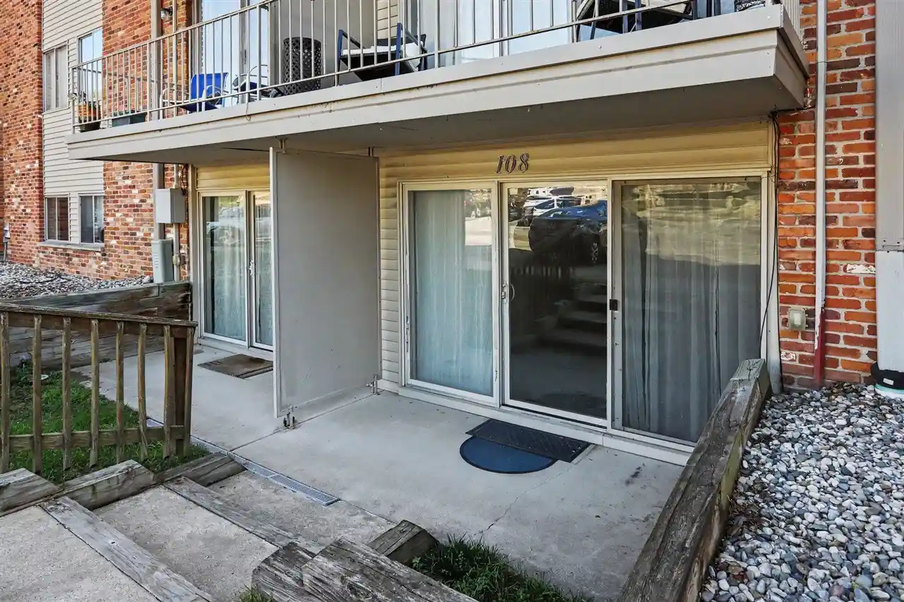 Condo for sale at 742 W Kilgore Rd #108, Kalamazoo, MI 49008-3644 | MLS# 70554107