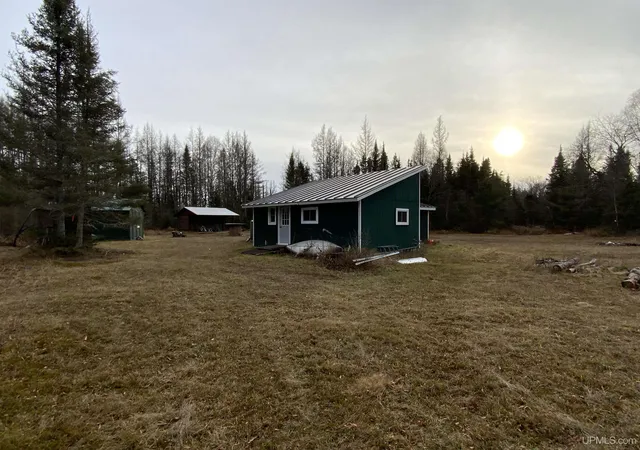 Photo 34 of Single family home for sale at 19495 S Nestoria Rd, Michigamme, MI 49861 | MLS# 50128305 | Listing updated on 2026-07-24