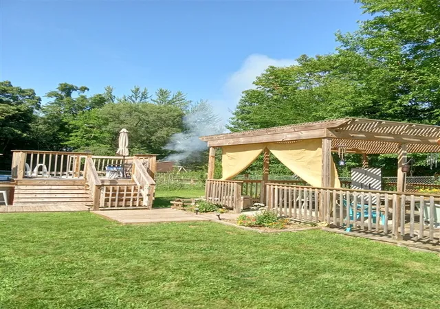 4th image of 4453 Hicks Ave, Benton Harbor, MI 49022 | MLS# 70520519