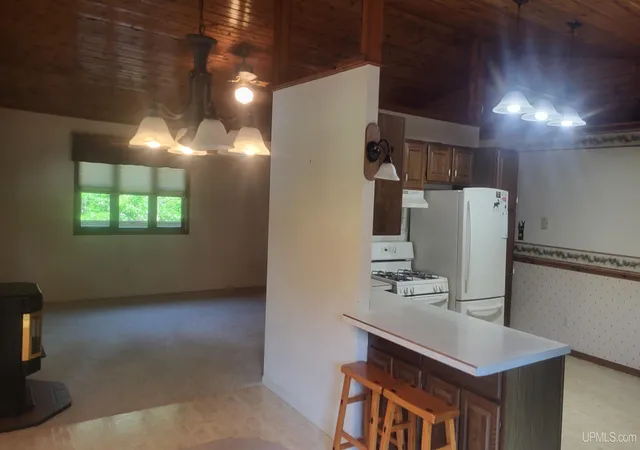 5th image of 9332 Deer Lake Rd, Crivitz, WI 54114 | MLS# 50211196