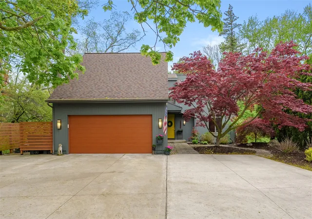2nd image of 2320 Niles Ave, Saint Joseph, MI 49085 | MLS# 70528380